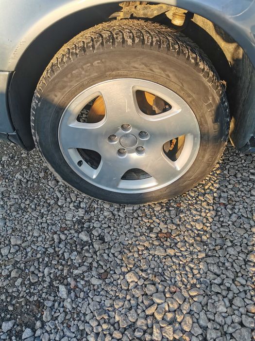 Audi A8 D2 2.8 Quattro 1998r - KOŁA - CZĘŚCI LYZL, DNU, DRN