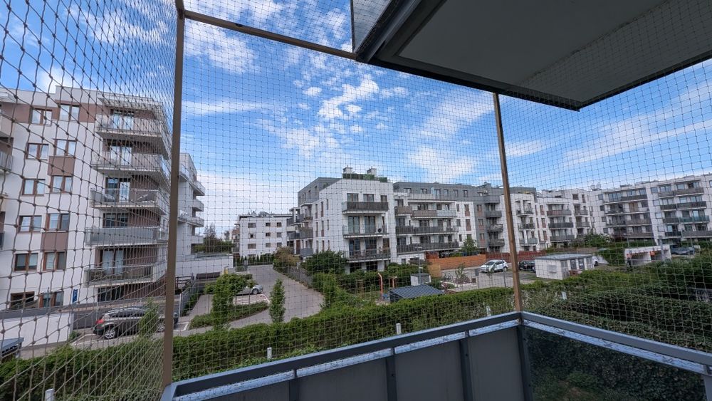 Siatka na balkon dla kota, przeciw gołębiom