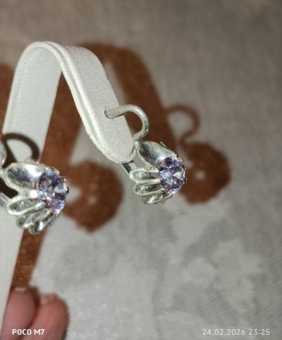 Старые антикварные серьги с именником