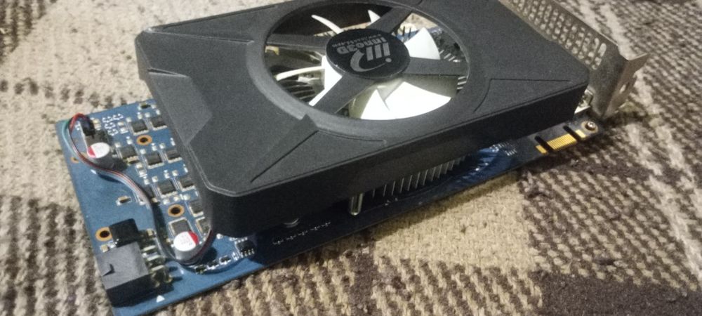 Відеокарта gtx 580 ti