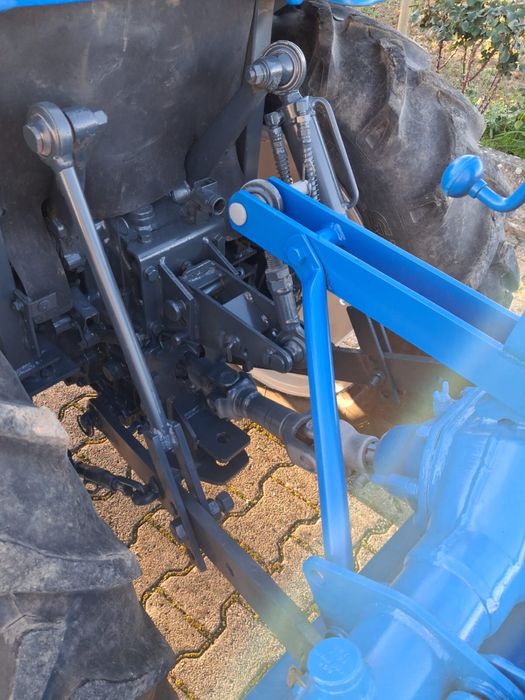 Trator iseki Sial 243 com direção assistida