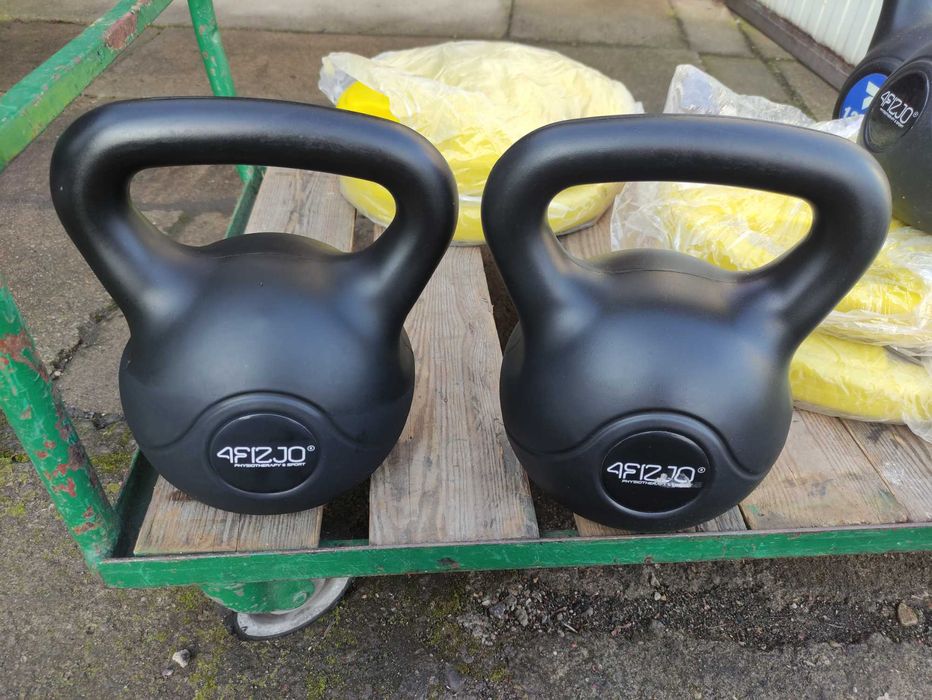Kettlebell zestaw dwie sztuki  2x10kg 10kg