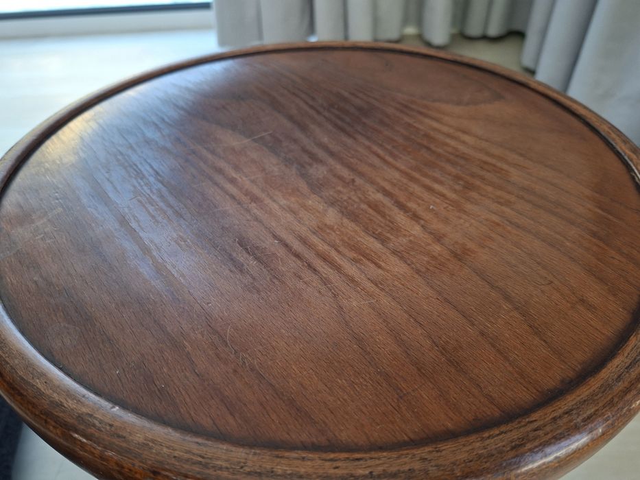 Taboret, krzesło regulowane do pianina