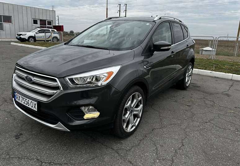 Продається FORD ESCAPE 2017 Titanium 4x4