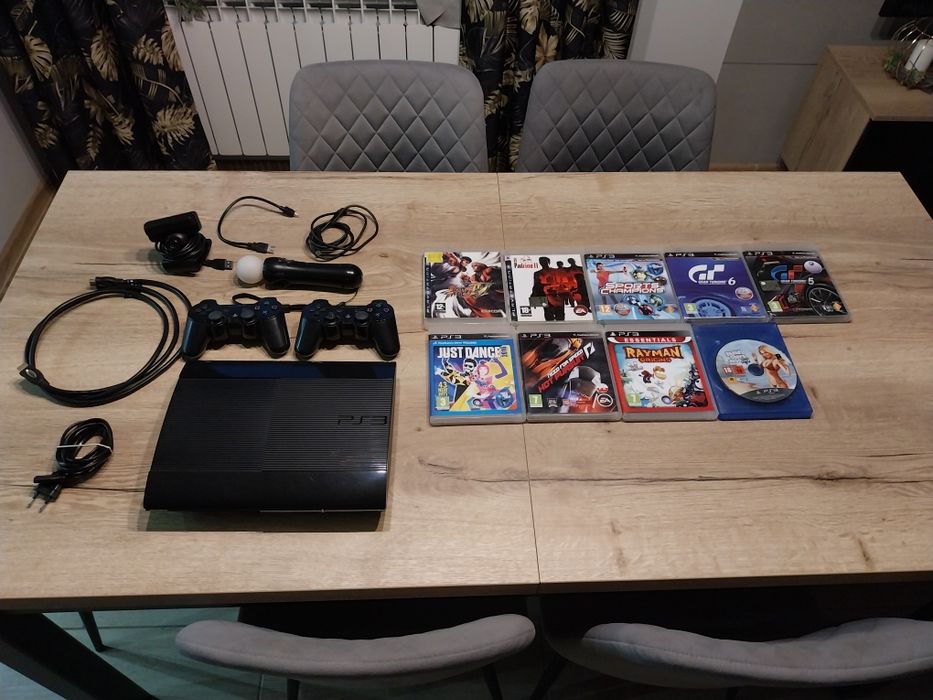 Konsola PS3 cały zestaw z 9 grami