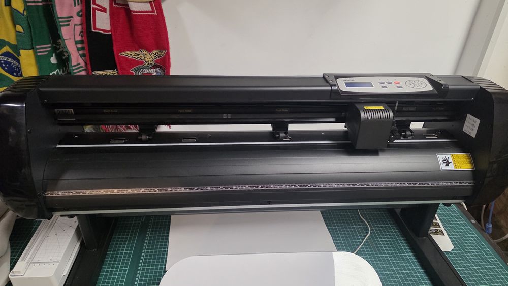 Plotter de duas cabecas e laser