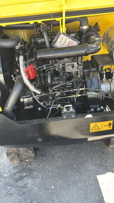 Mini-Giratória 3T Nova PREÇO JÁ COM IVA!! OPORTUNIDADE!!