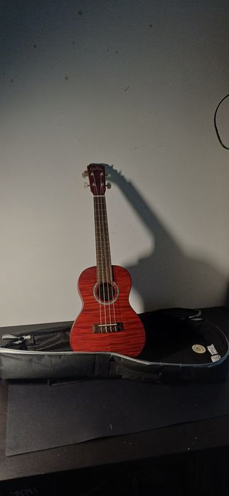 Ukelele Córdoba 15CM+Saco de transporte