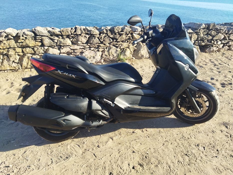 Yamaha XMAX 400 (15)