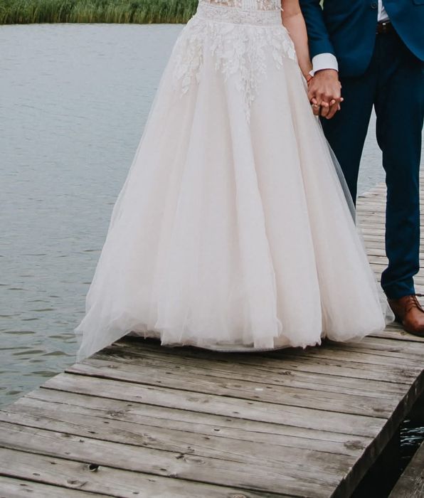 Suknia ślubna z gorsetem