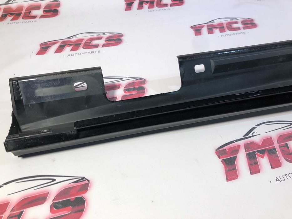 Embaladeira Esquerda MERCEDES W176 W117 CLA W246 ORIGINAL