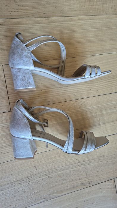 Buty ślubne Brilu 38, Nowe, ecru z połyskiem