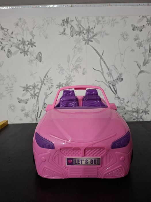 różowy kabriolet, samochód dla lalek Barbie