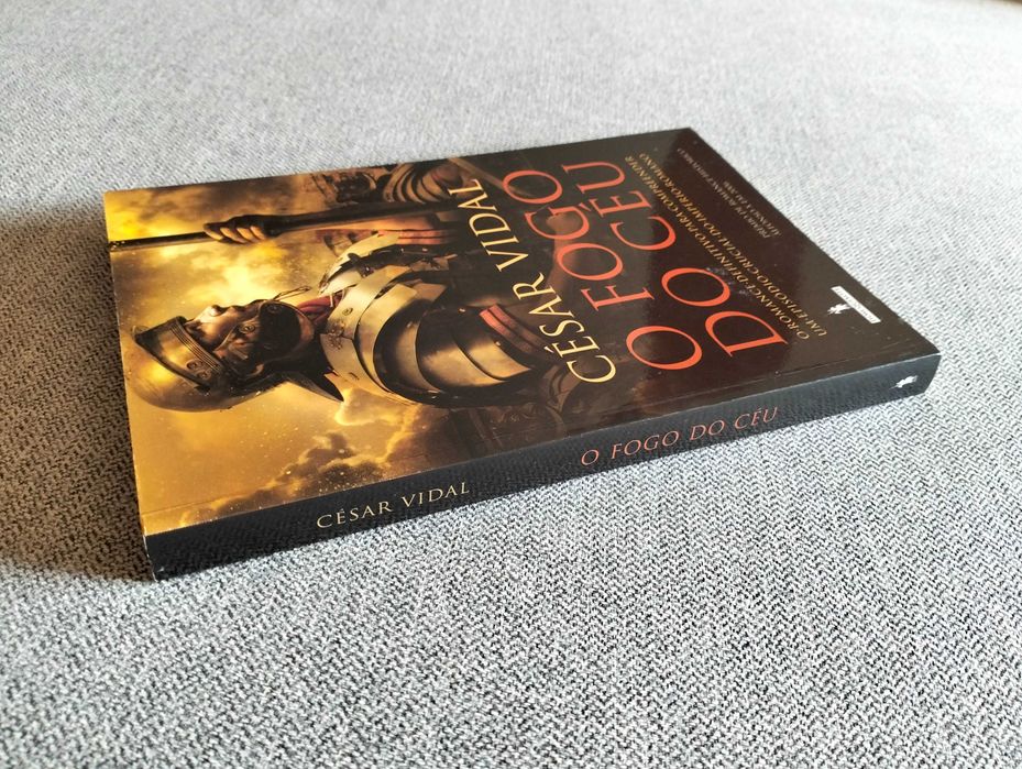Livro "O fogo do céu" de César Vidal