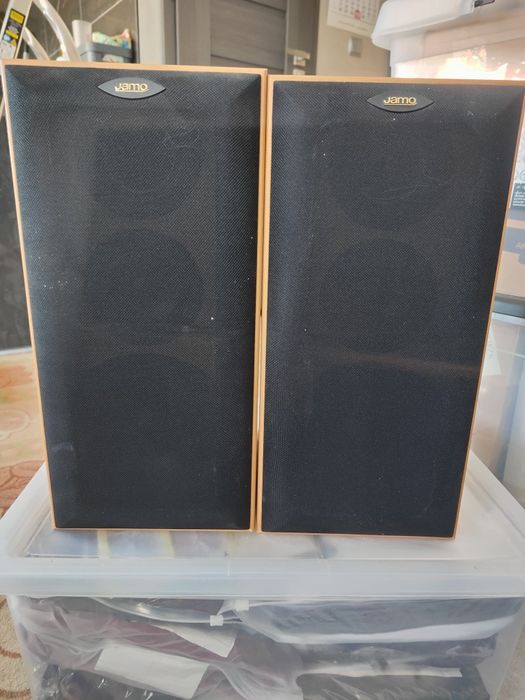 Kolumny Jama Studio 130 Kolor Jasny z Uchwytami