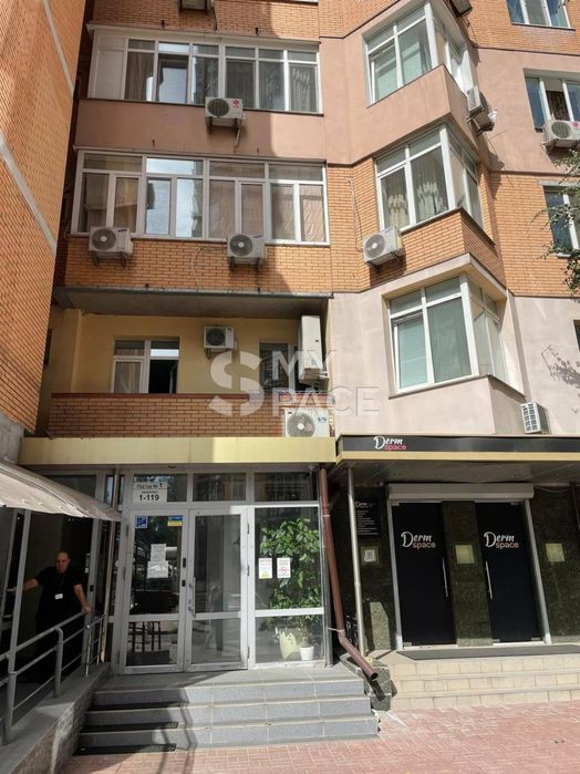 132 м2  Євгена Коновальця,ЖК Митець.Печерськ.Центр