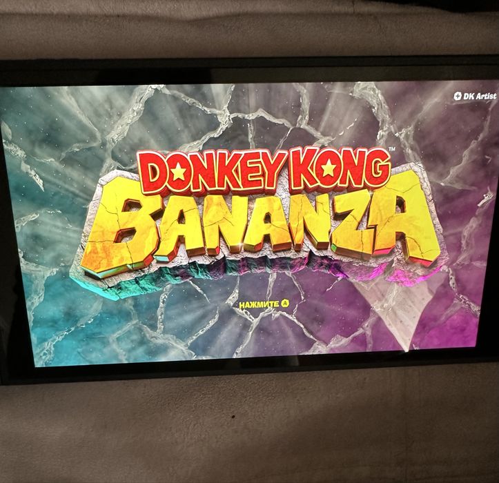Nintendo Switch 2 + Donkey kong bananza