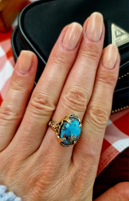 Cudowny w art deco turkus