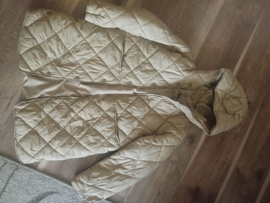 Куртка Zara для дівчинки