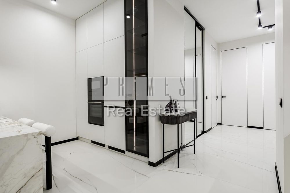 Продаж 3к квартири 106м2 Ярославів Град Бульварно-Кудрявська 15А центр