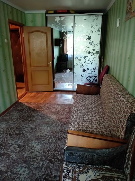 Сдаю кімнату в 2-кімнатній квартирі в районі Ліски