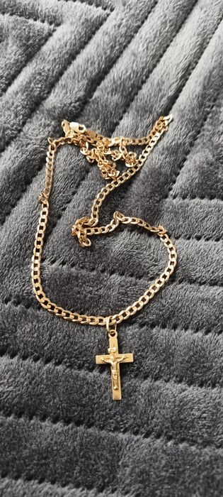 Krzyżyk złoty 585 14k