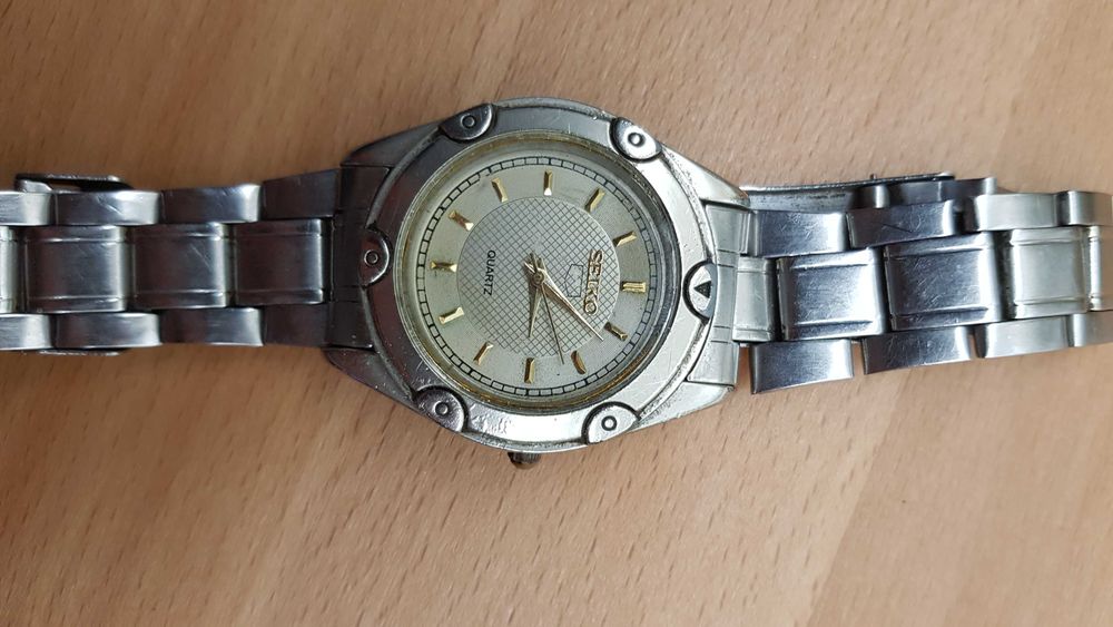 Męski zegarek quartz