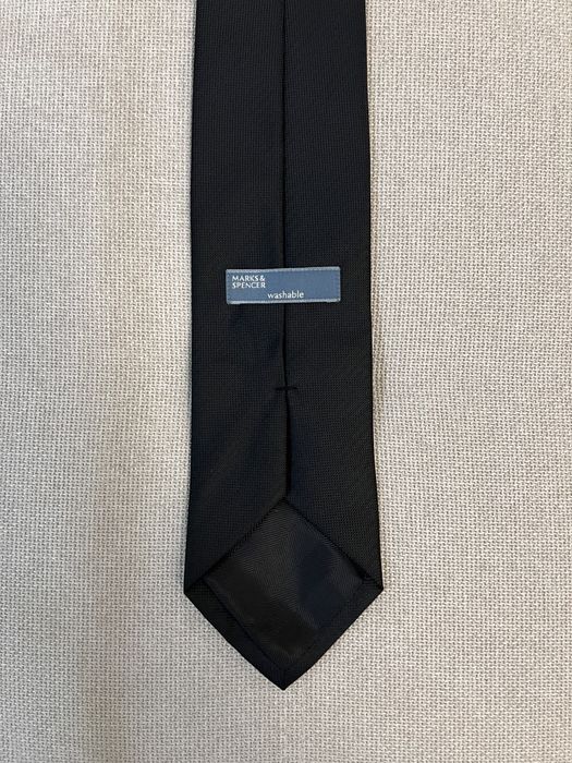 Галстук / краватка Marks & Spenser чорна класична