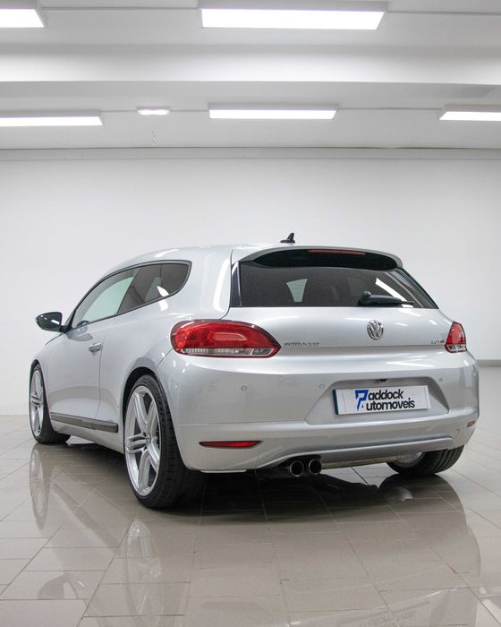 VW Scirocco 2.0 TSi DSG 211cv