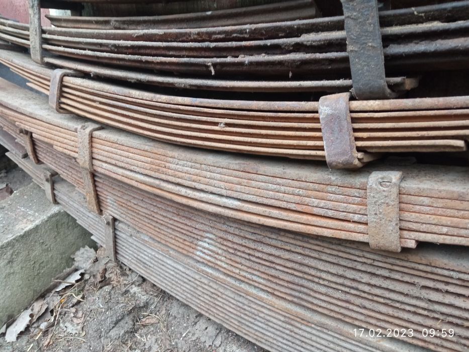 Скло лобове, ресори задні на ЗІЛ 130, Редуктор на Газ 53, 3307  на  37 зубів