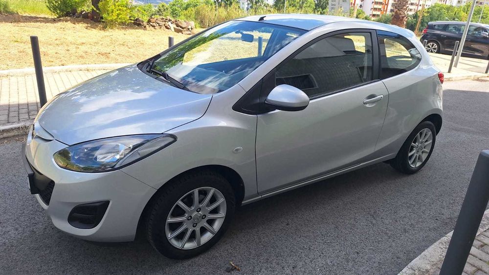 Mazda 2 1.3 Gasolina 2011 – 3 Portas – Económico e Fiável