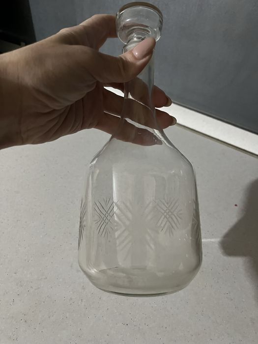 Графін скляний 21.5 см висота