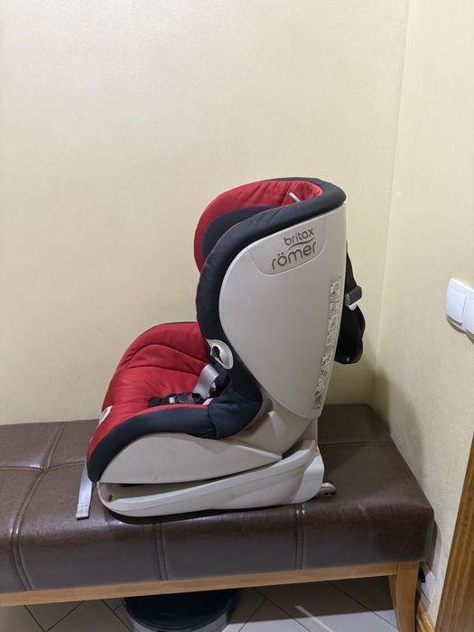 Автокрісло Britax Romer Trifix
