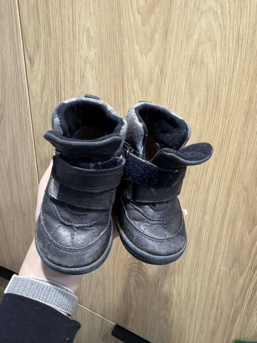 Демі сезон, нехолодна зима. 20 розмір