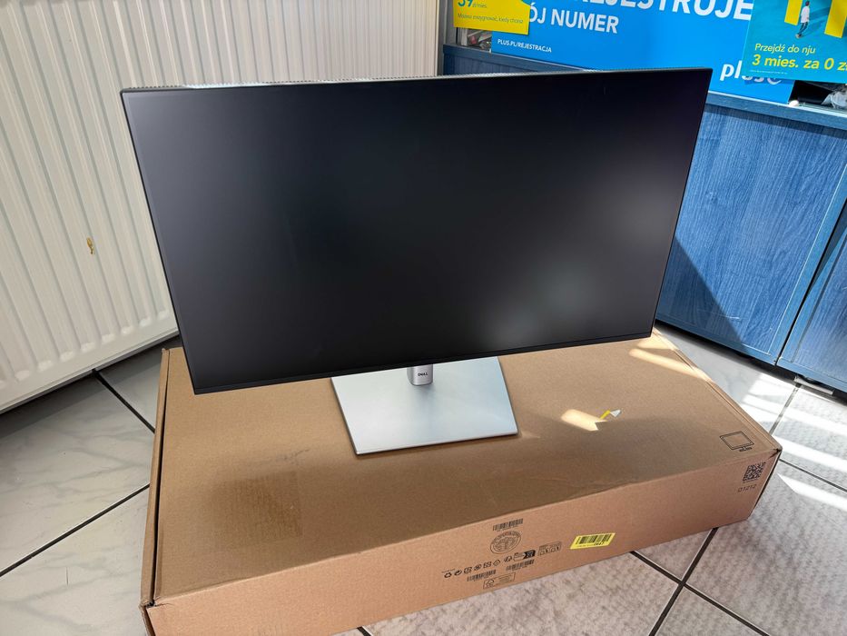 (26) monitor Dell P2725H