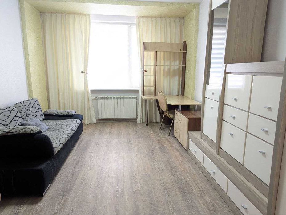 Оренда 4х кімн квартира центр міста, вул. Пластова