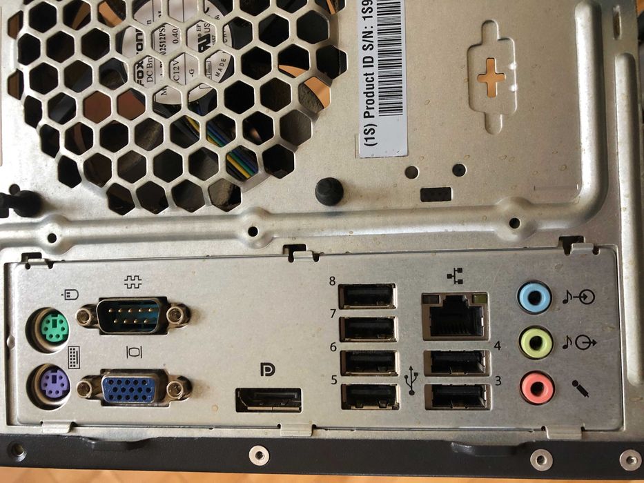 Komputer stacjonarny Lenovo , Windows 11 Pro , RAM 16GB , dysk SSD