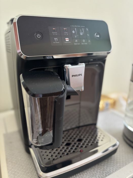 Кавомашина Philips series 2300