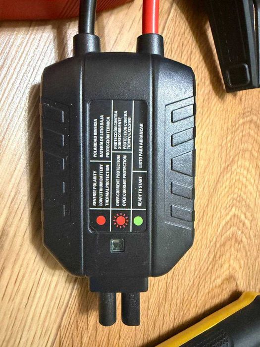 Пусковий пристрій бустер Stanley Fatmax 1800A Jump Starter Павербанк
