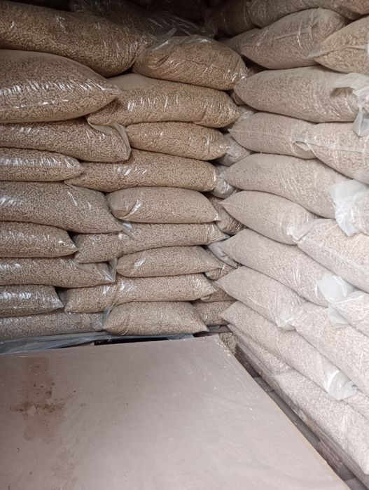 Pellet. Sosnowy . A 1