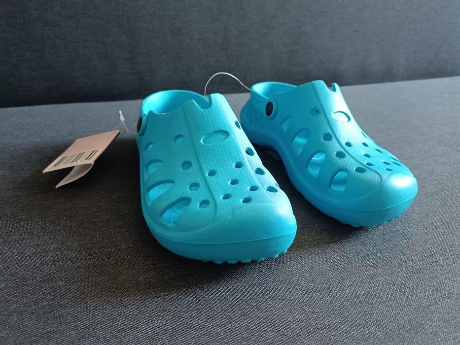 NOWE Klapki ogrodowe, na basen tzw Crocsy dziewczęce roz. 34