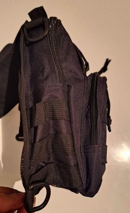 Mochila pequena muito util para o dia ou para quem gosta de caça a dia