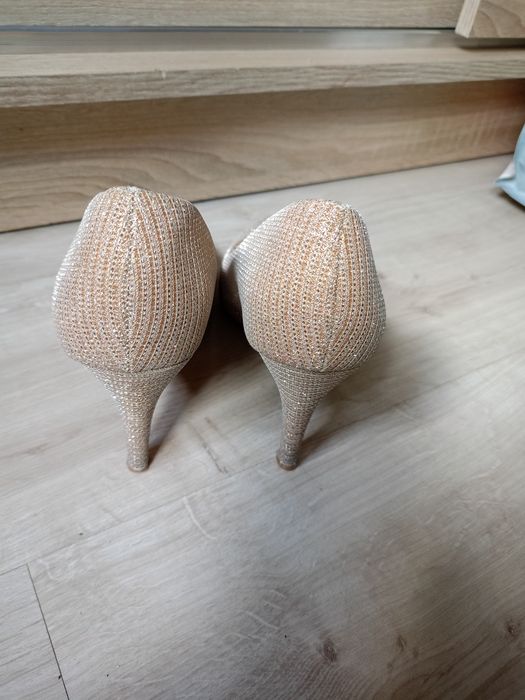 Sprzedam buty damskie