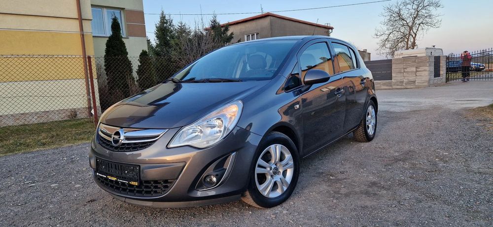 Opel Corsa Benzyna-5 drzwi-Piękna wersja!-Super stan!