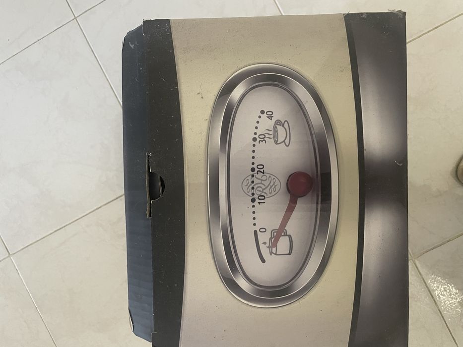 Vendo máquina de café (Russell Hobbs Retro Vintage Cream Coffee Maker)