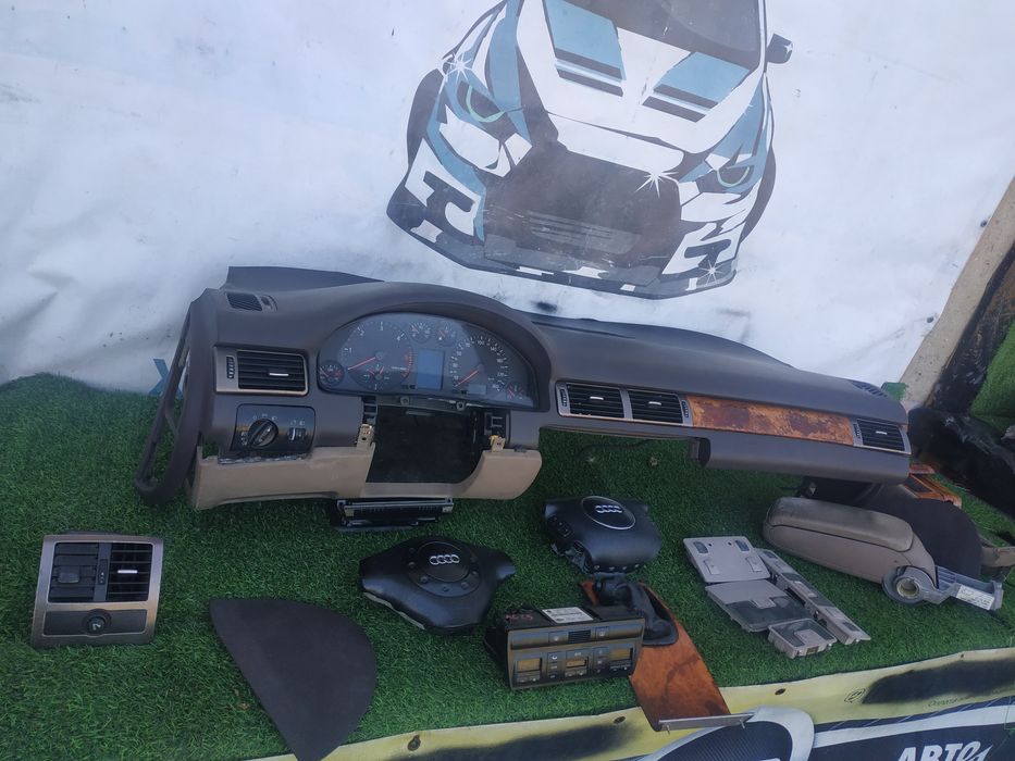 Торпеда Консоль Audi A6C5