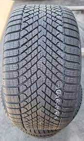 Купити різношорокий комплект зимових шин резини  325/35R22 +285/40R22