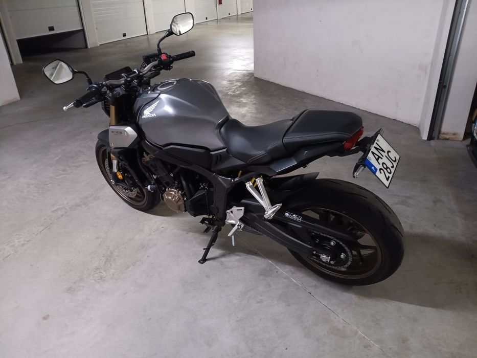 Honda CB650R 3000km full power