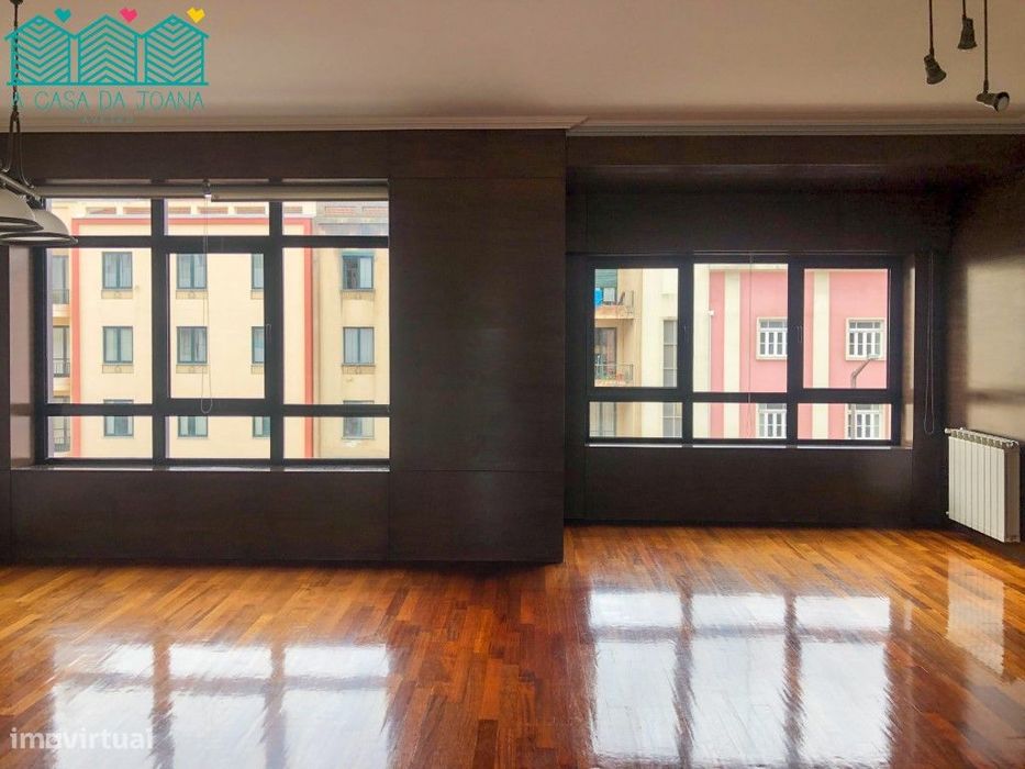 Apartamento T3 com Garagem Dupla Fechada no Centro de Aveiro