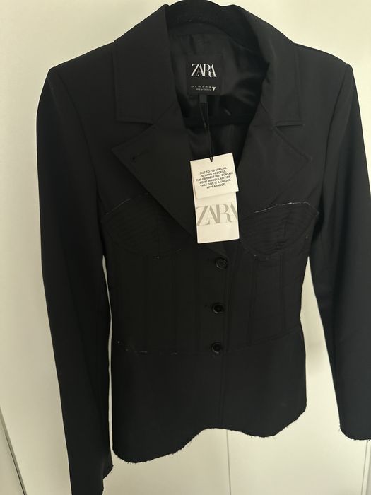 Zara лімітований чорний  блейзер піджак з корсетом бюстьє розмір s Xs